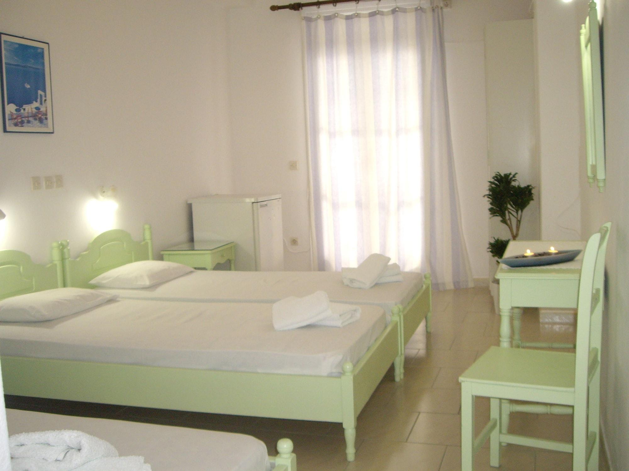 Poseidon Hotel Kamari (Santorini)