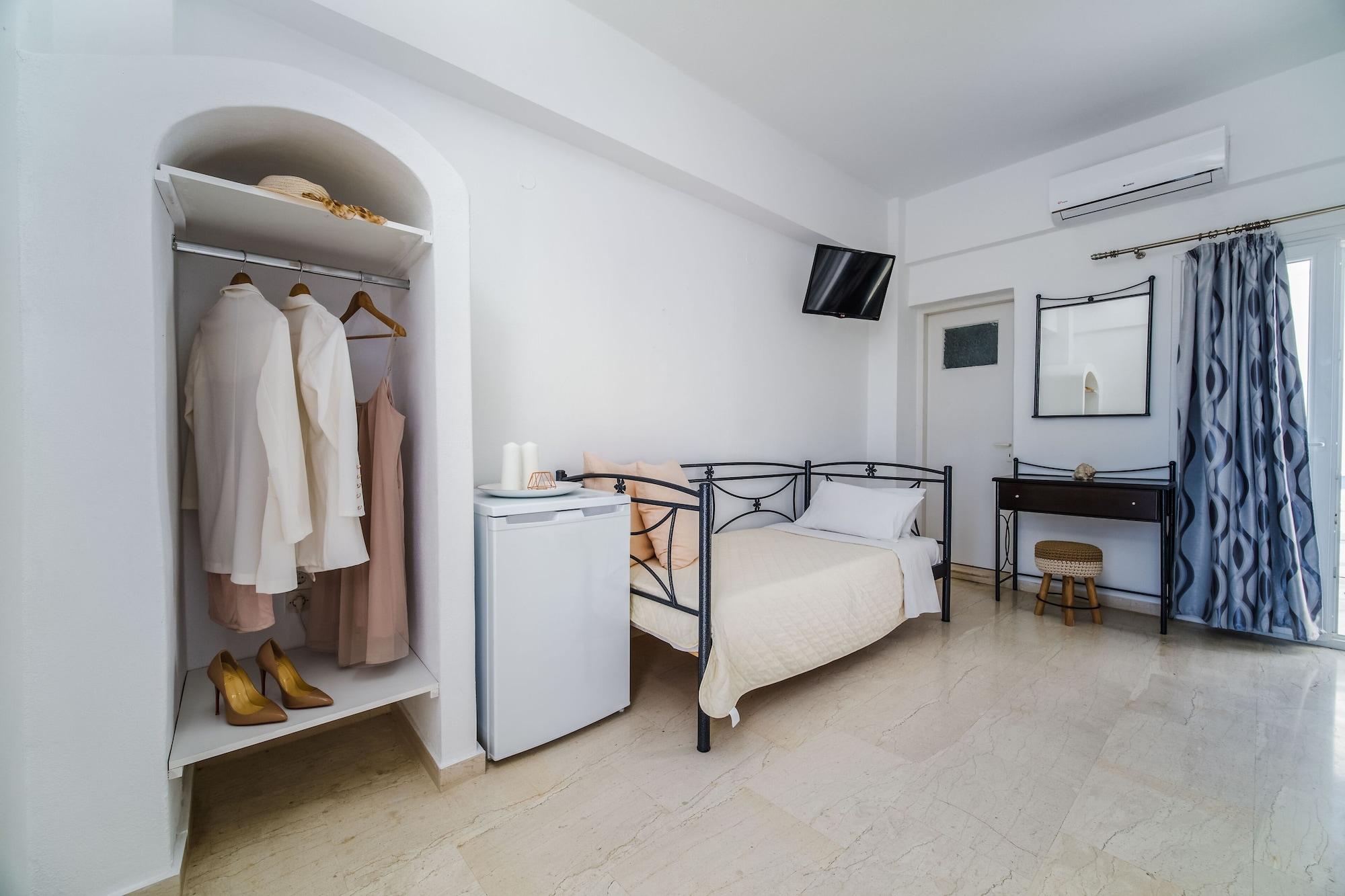 Stavros Aparthotel Karterados (Santorini)