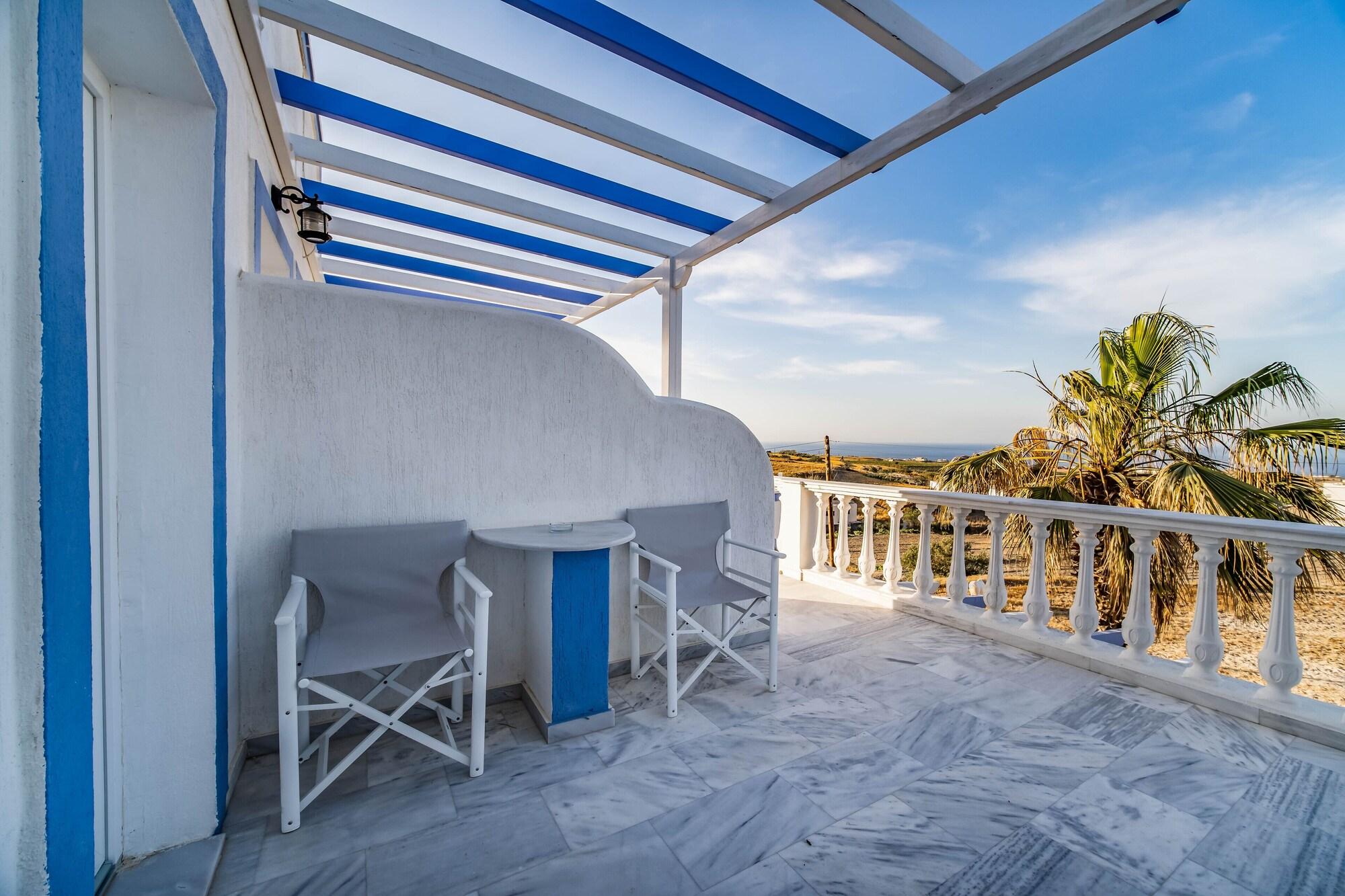 Stavros Aparthotel Karterados (Santorini)