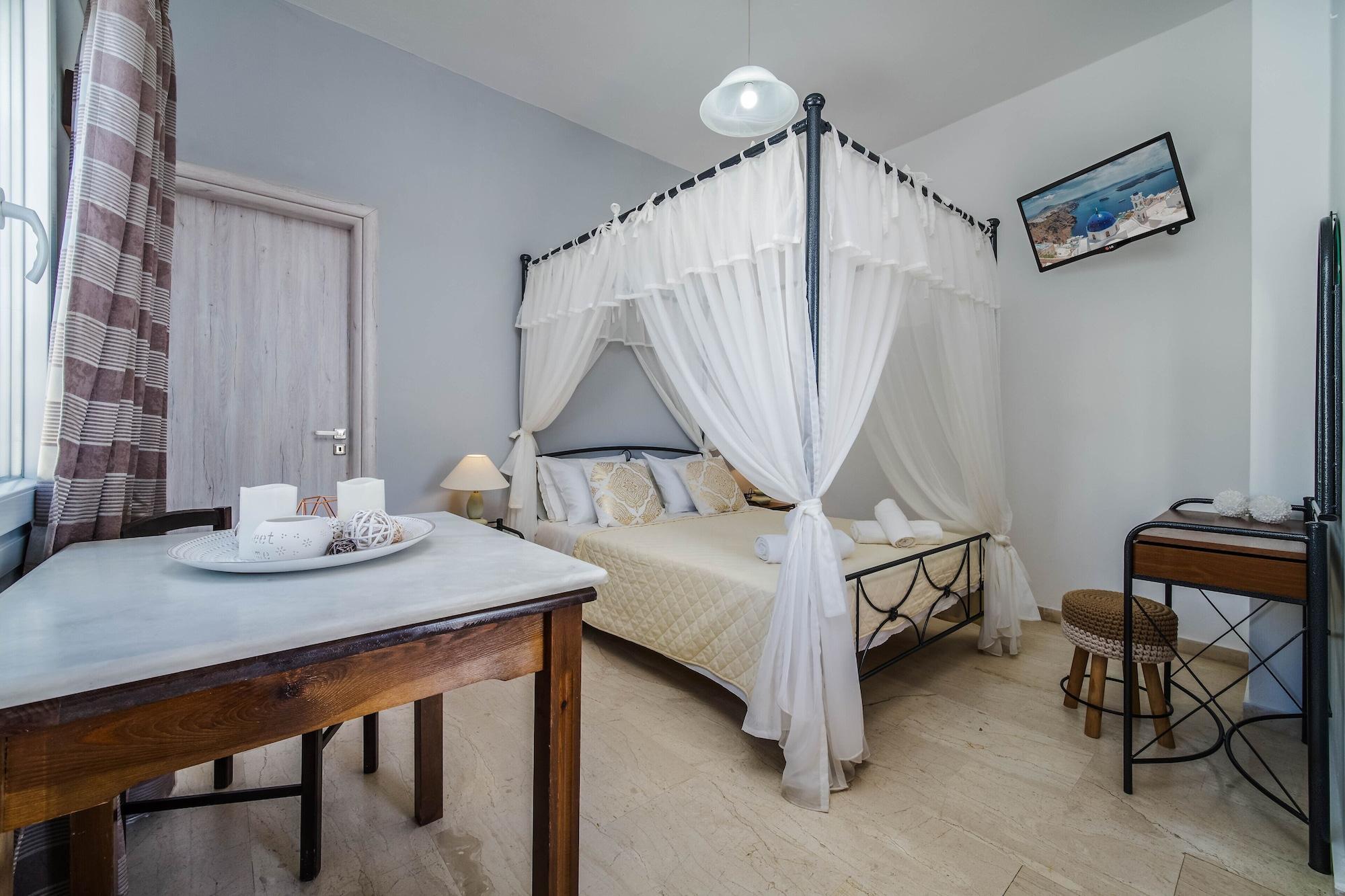Stavros Aparthotel 3*