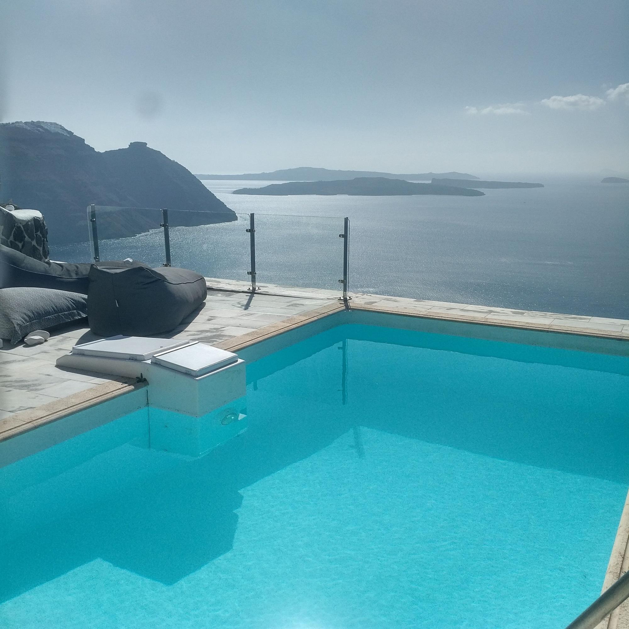 Csky Santorini Hotel 5*