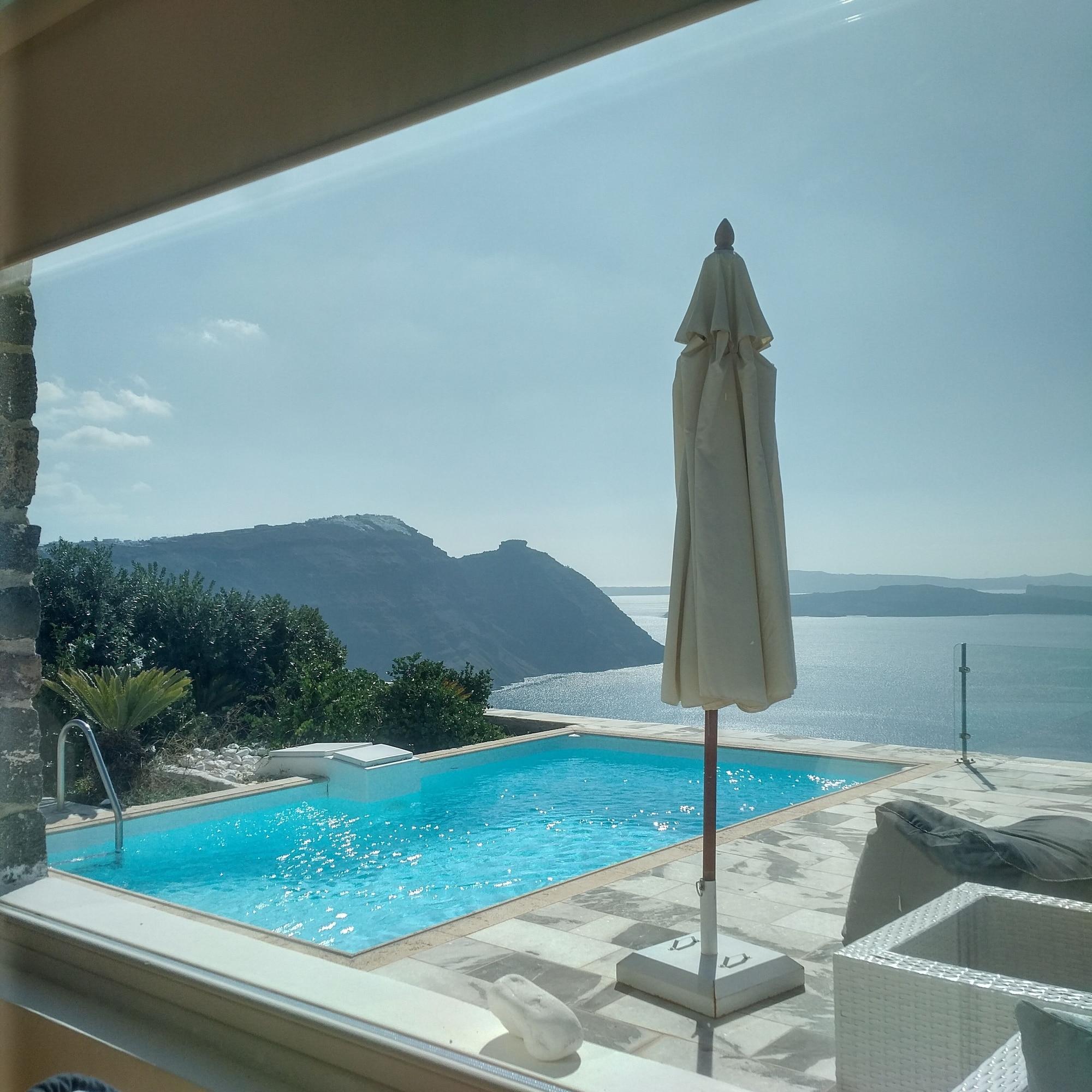 Csky Santorini Hotel 5*