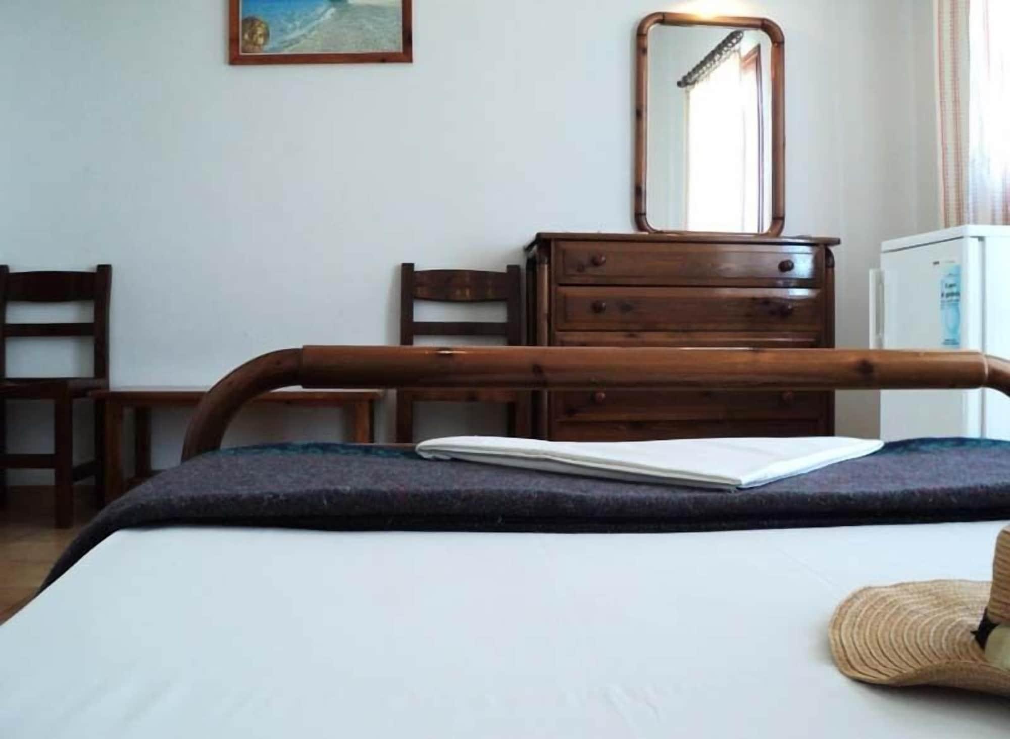 Hotel Adamastos 3*