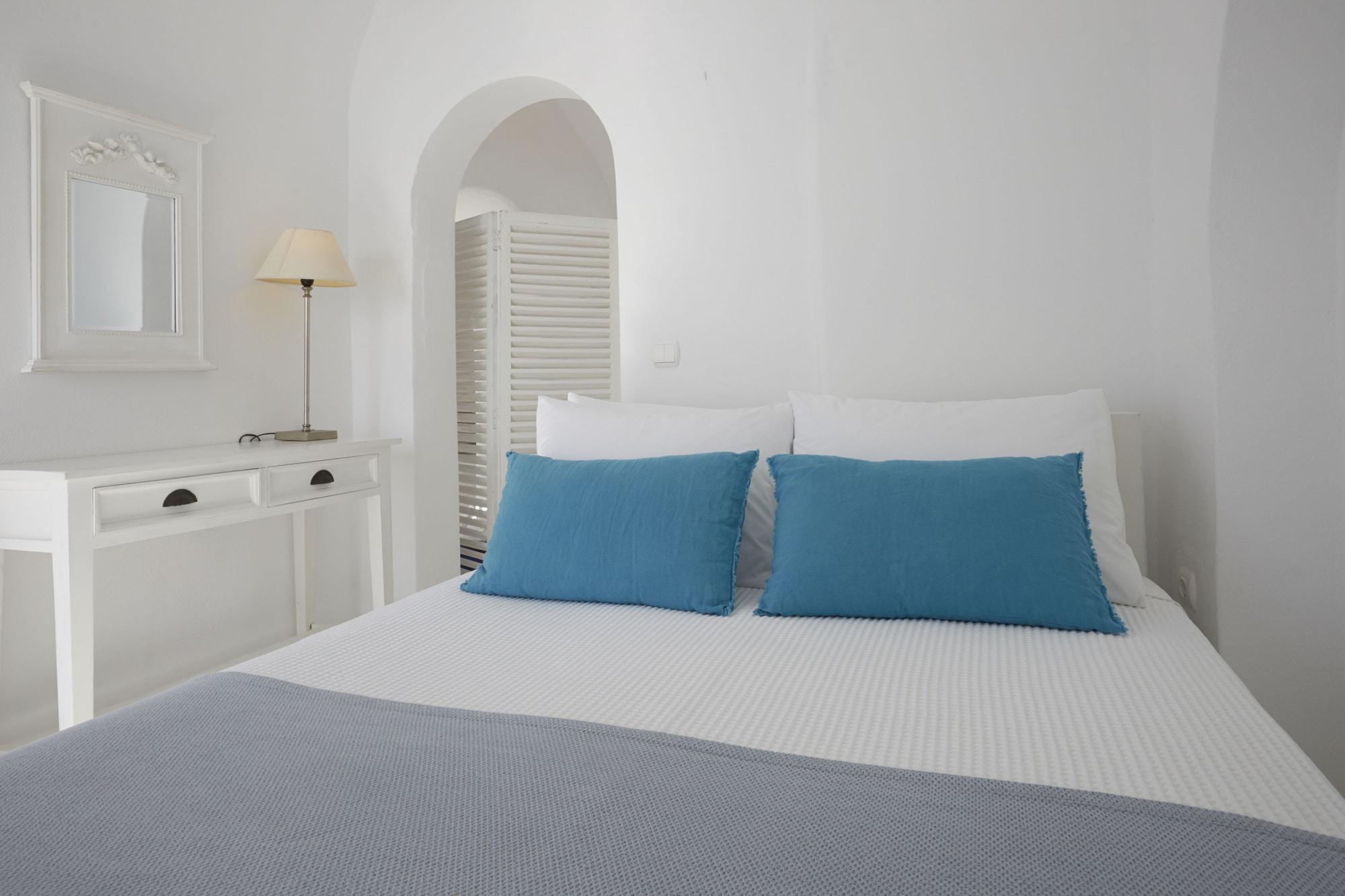 Holiday home Azalea Oia (Santorini)