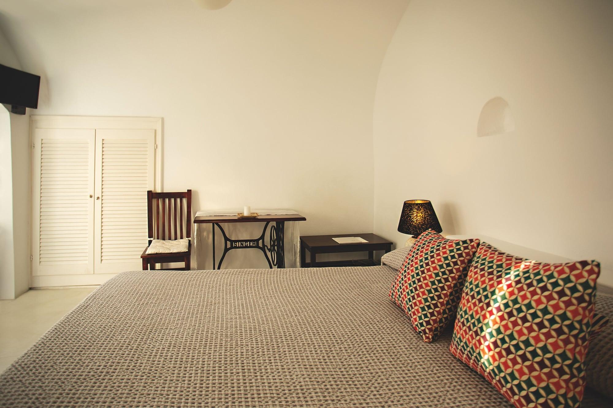 Hotel Remezzo Imerovigli (Santorini)