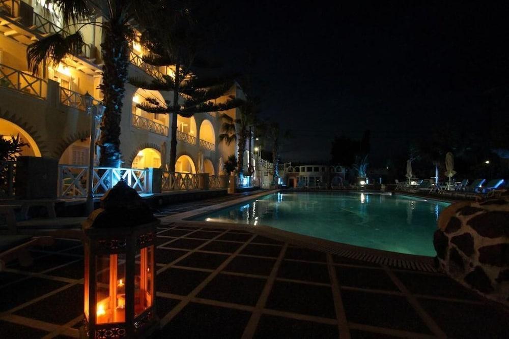 Golden Star Hotel