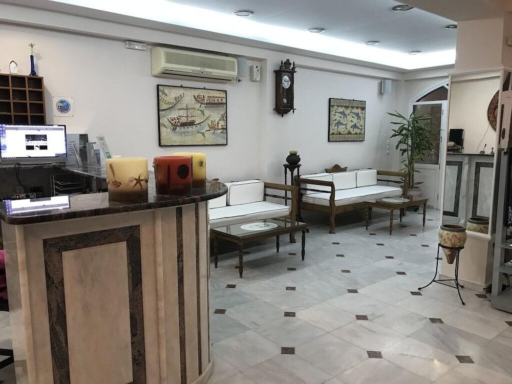Dioskouri Art Hotel 3*