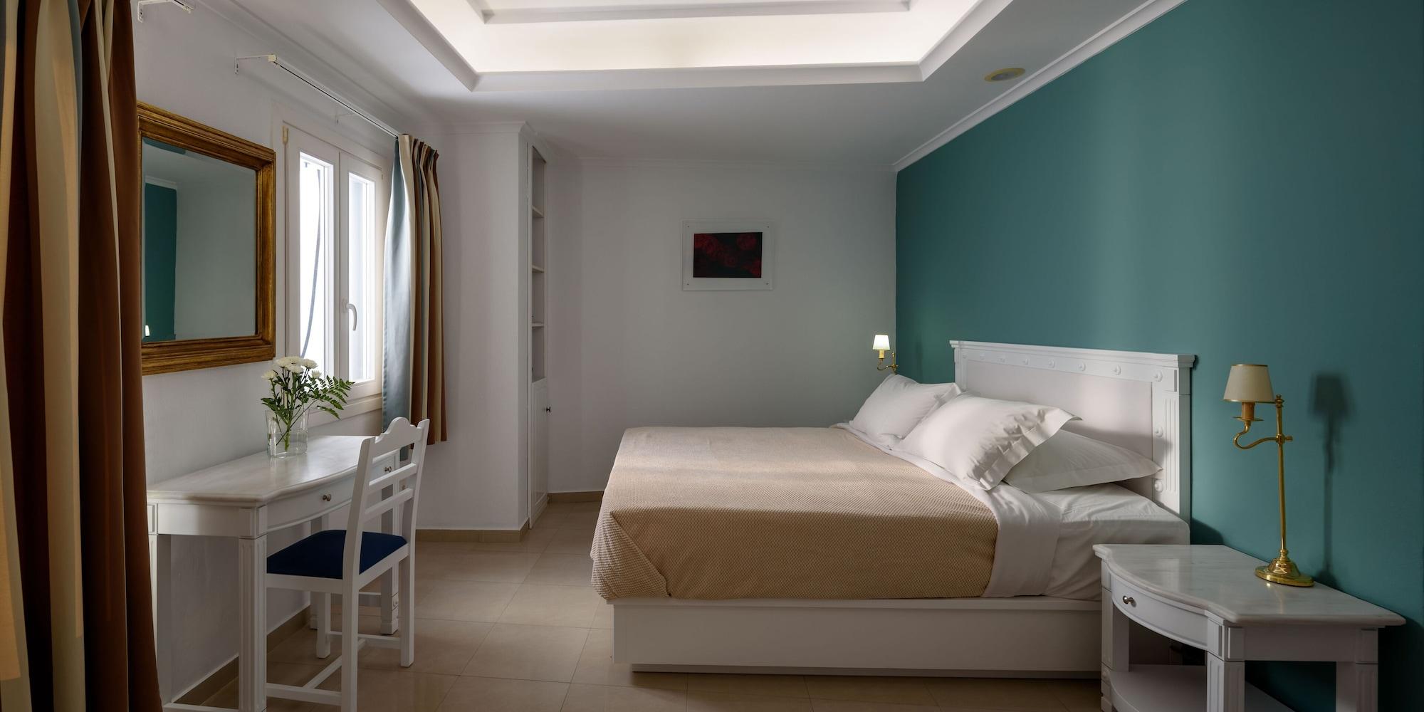 Renos Hotel 4*