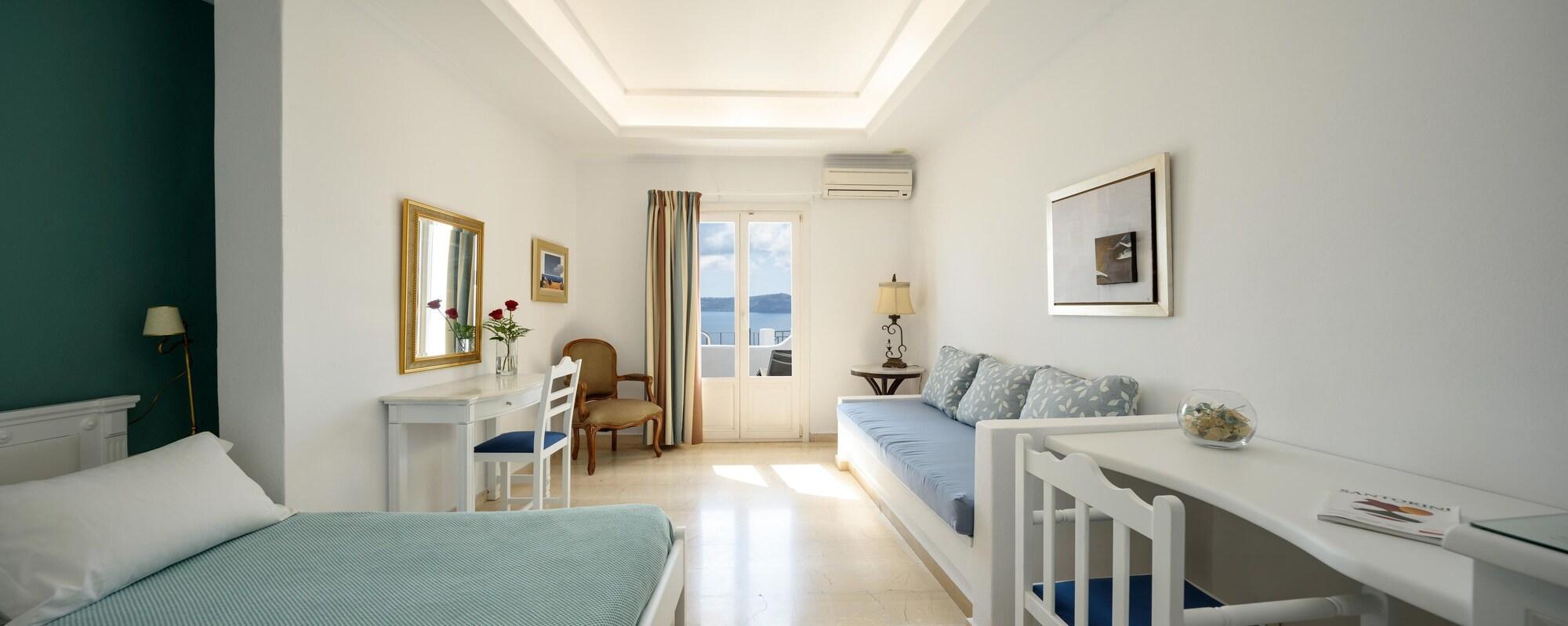Hotel Renos Fira (Santorini)