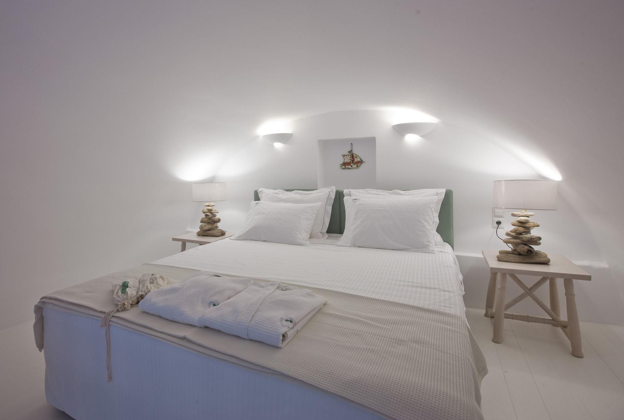Sun Anemos * Oia (Santorini)