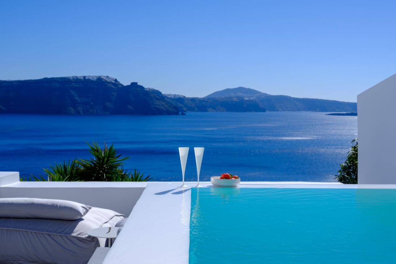 Villa Lathouri Cave Oia (Santorini)