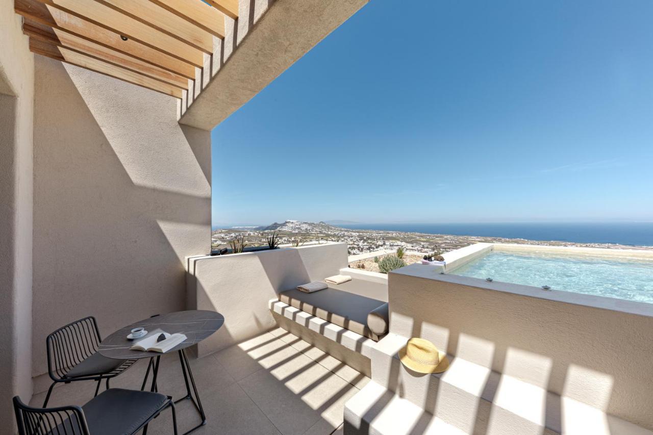 North Santorini - A Luxury Pyrgos Kallistis