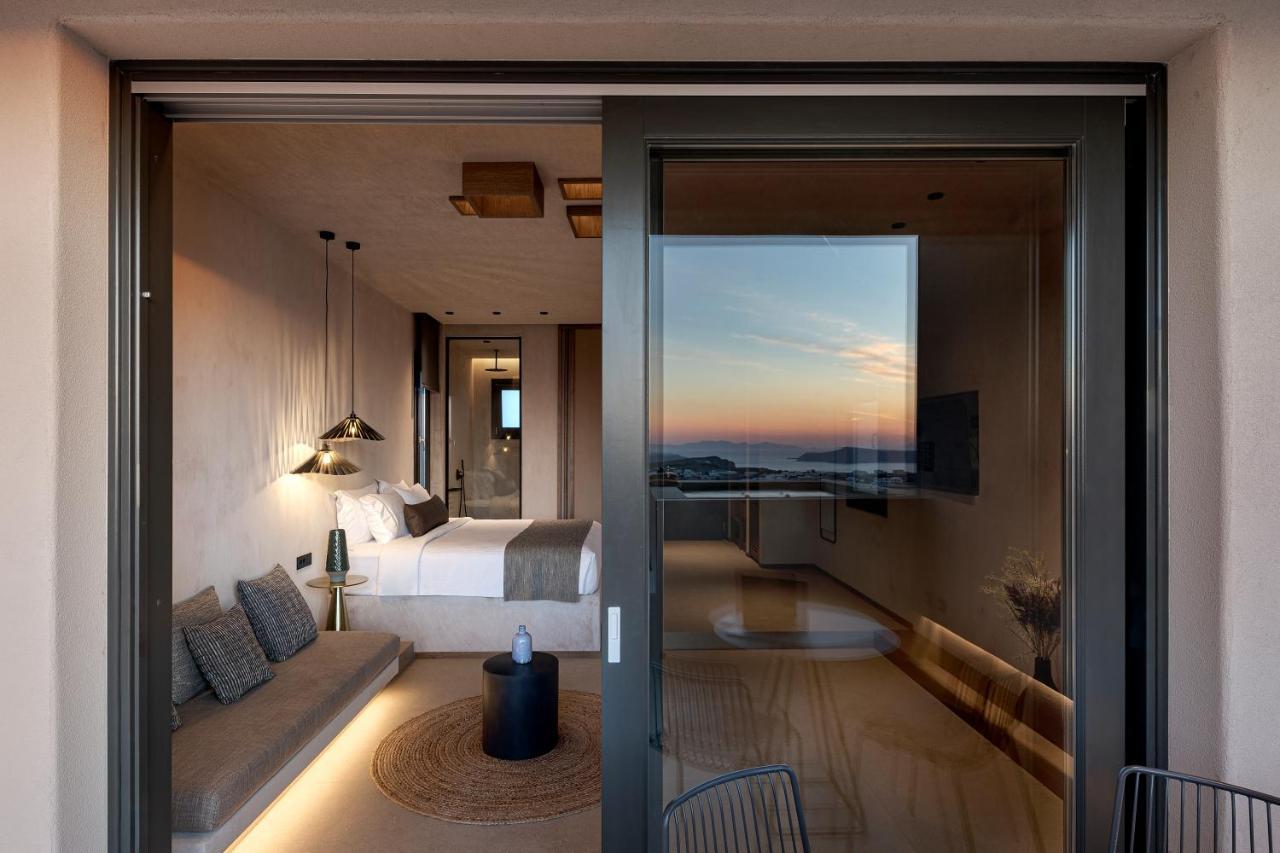 North Santorini - A Luxury