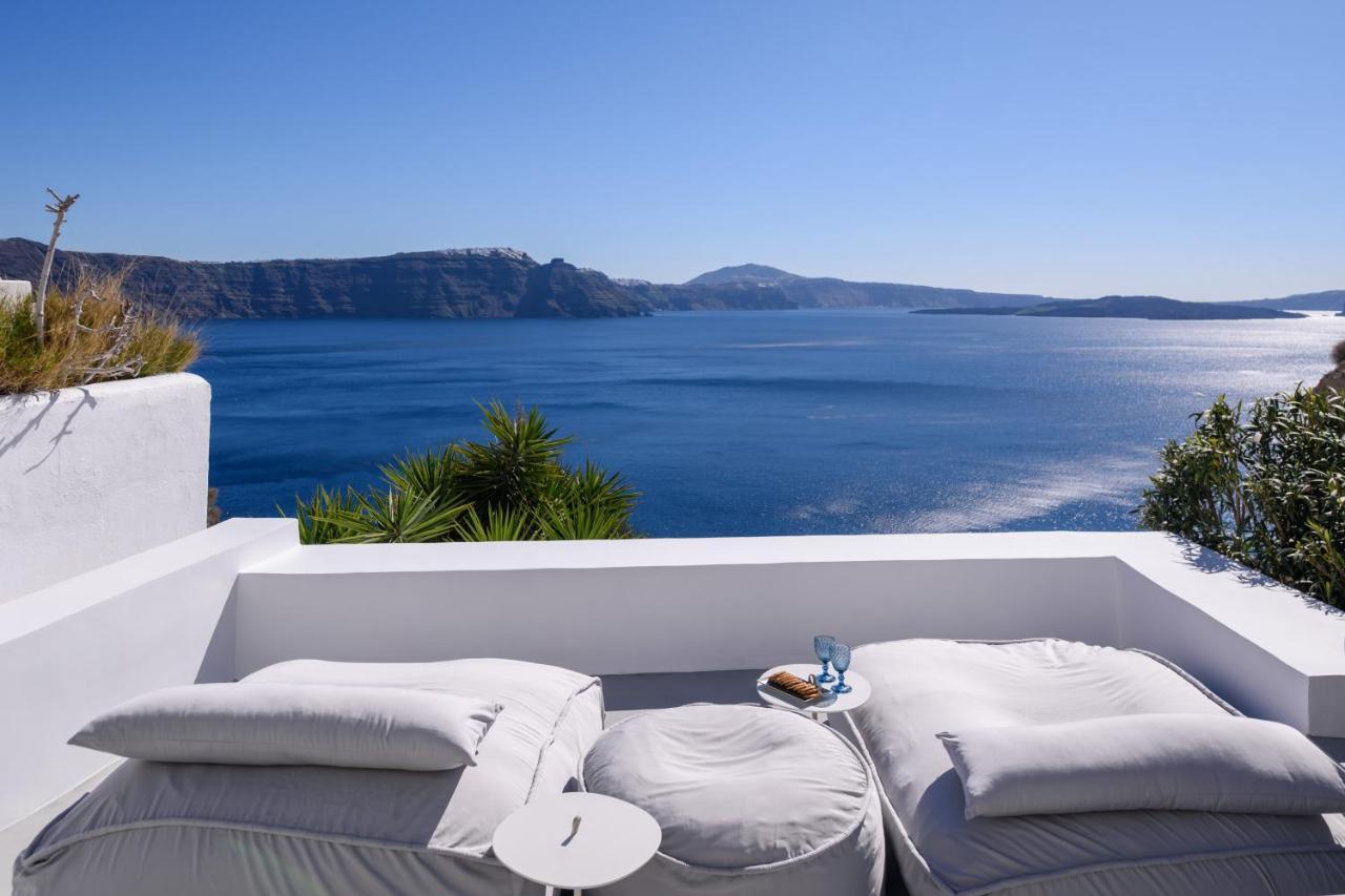 Lathouri Cave Villa Oia (Santorini)
