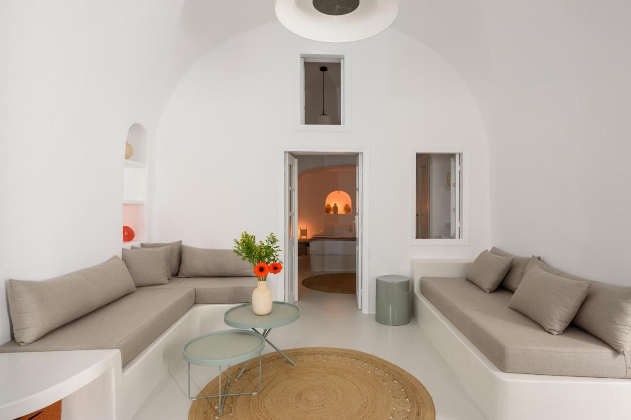Villa Lathouri Cave *