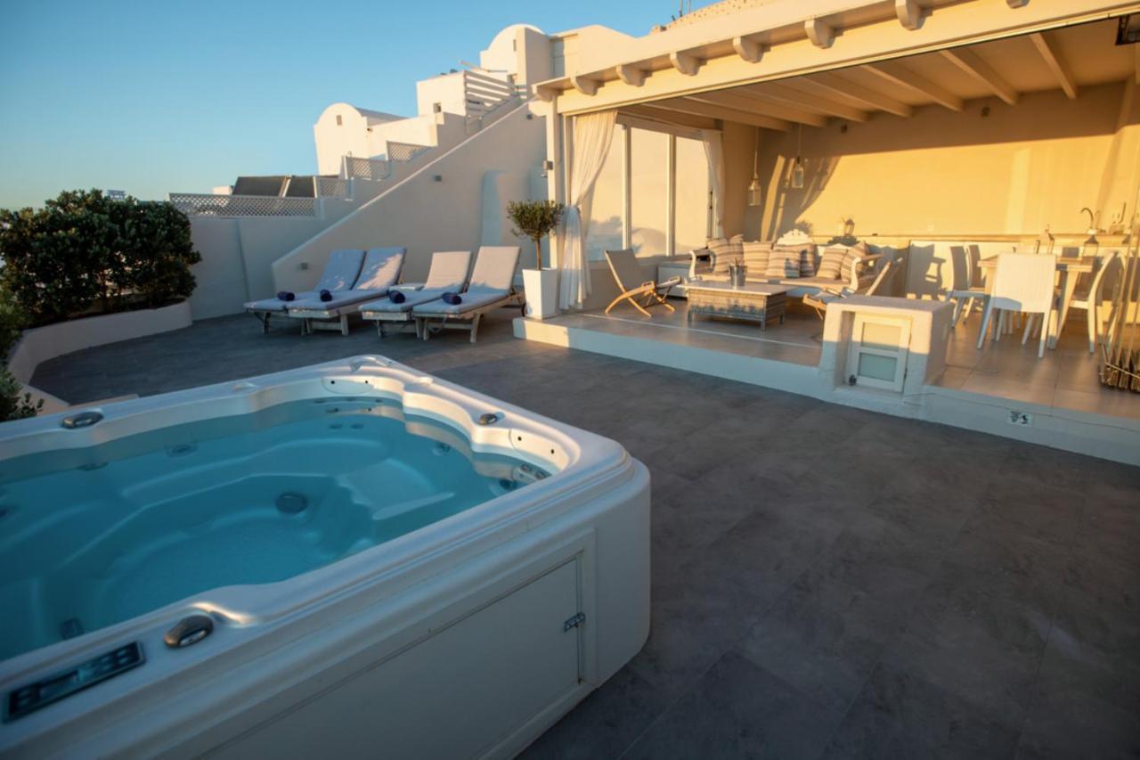 Holiday home Sunset View Santorini - With Outdoor Jacuzzi *