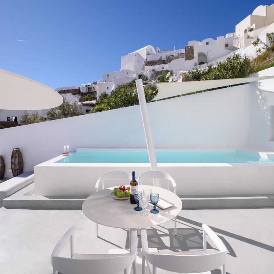 Lathouri Cave Villa Oia (Santorini)