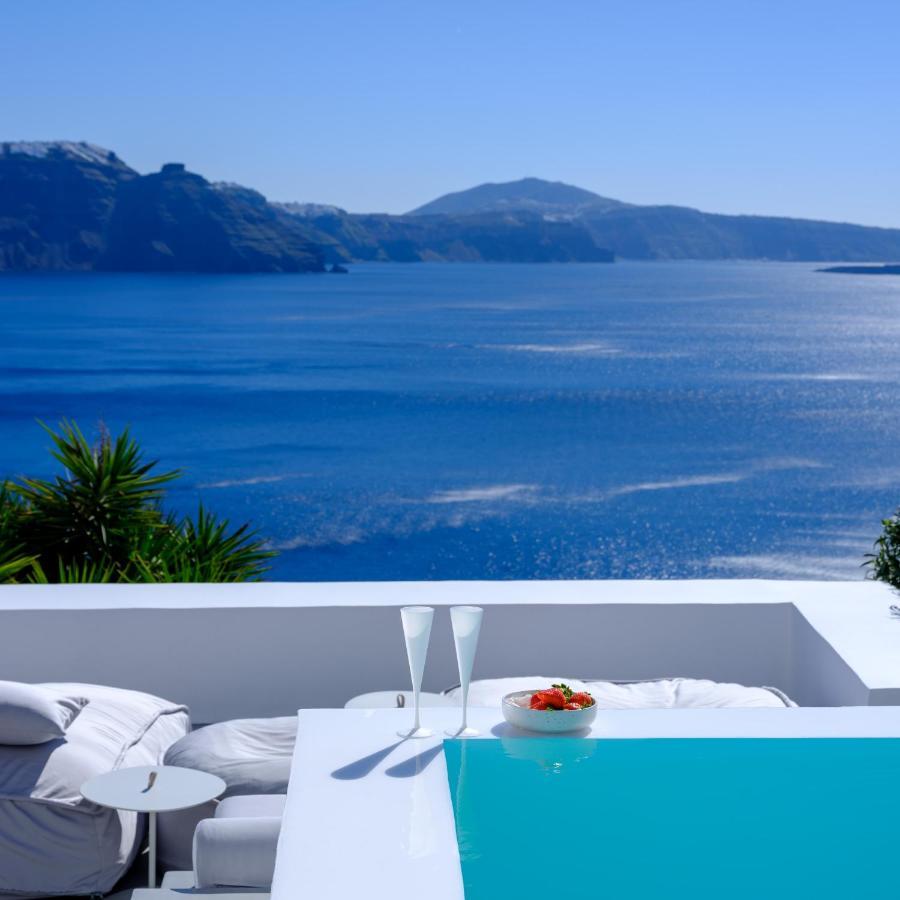 Lathouri Cave Villa Oia (Santorini)
