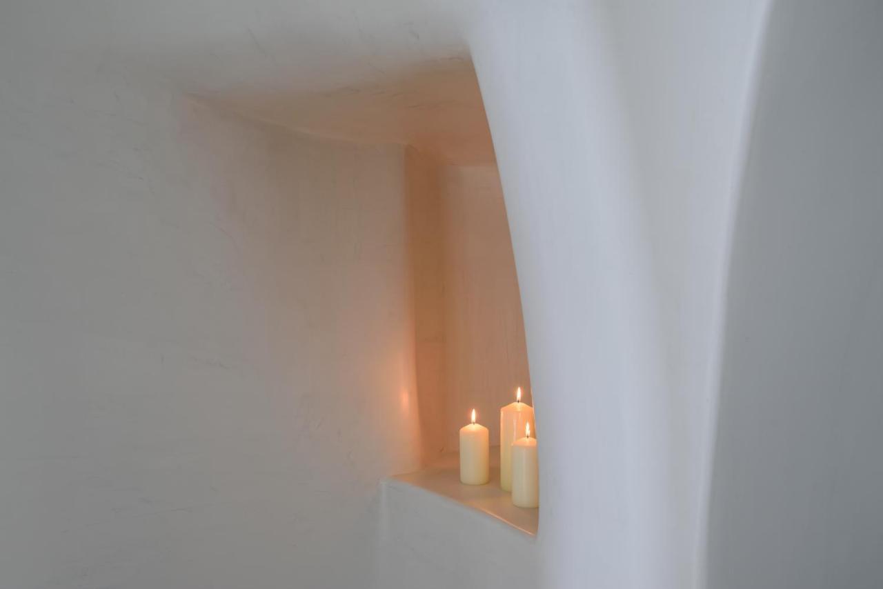 Villa Lathouri Cave Oia (Santorini)