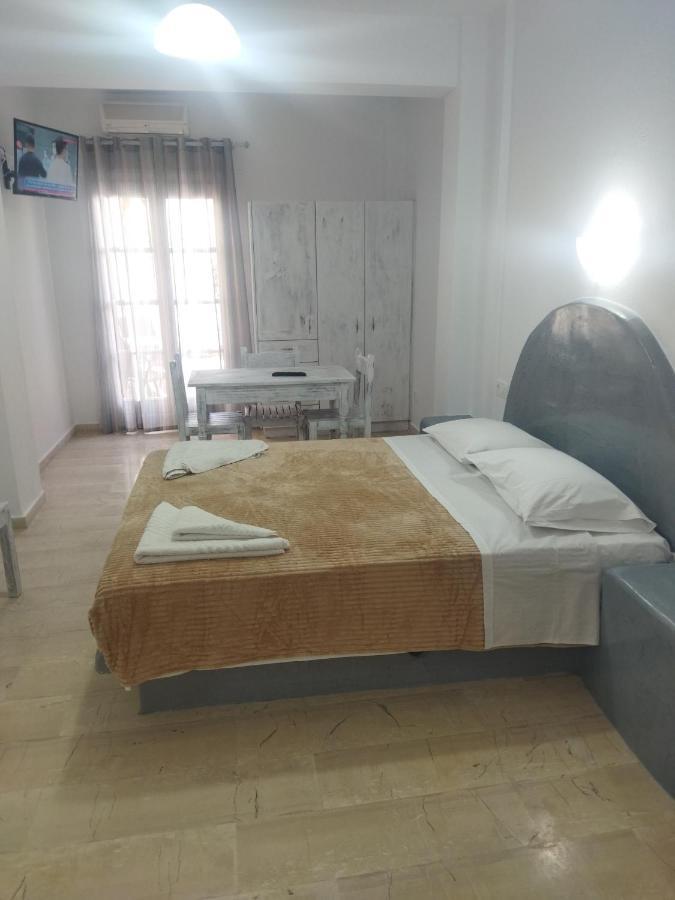 Ira Aparthotel *
