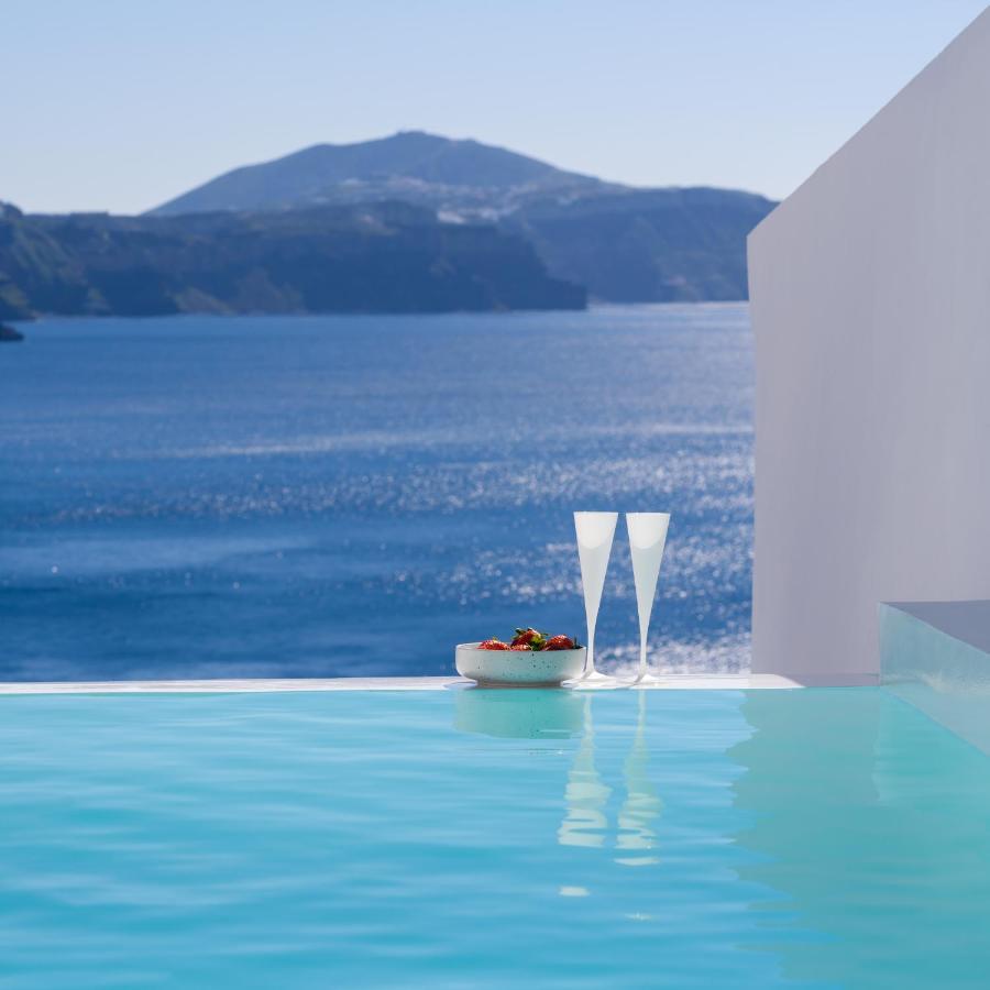 Lathouri Cave Villa Oia (Santorini)