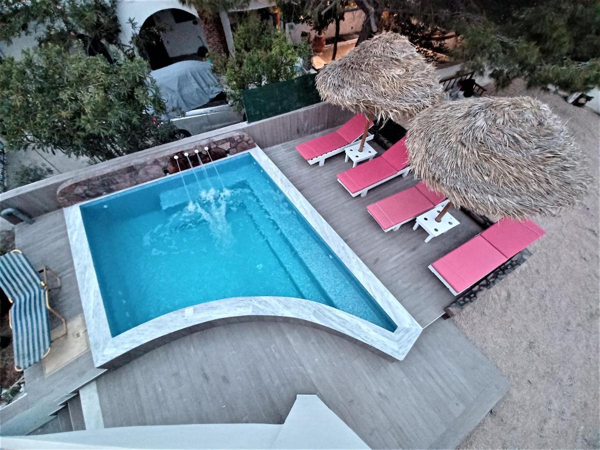 Villa Captain Lazaros Villa: Black With Pool And Sea View Perissa (Santorini)