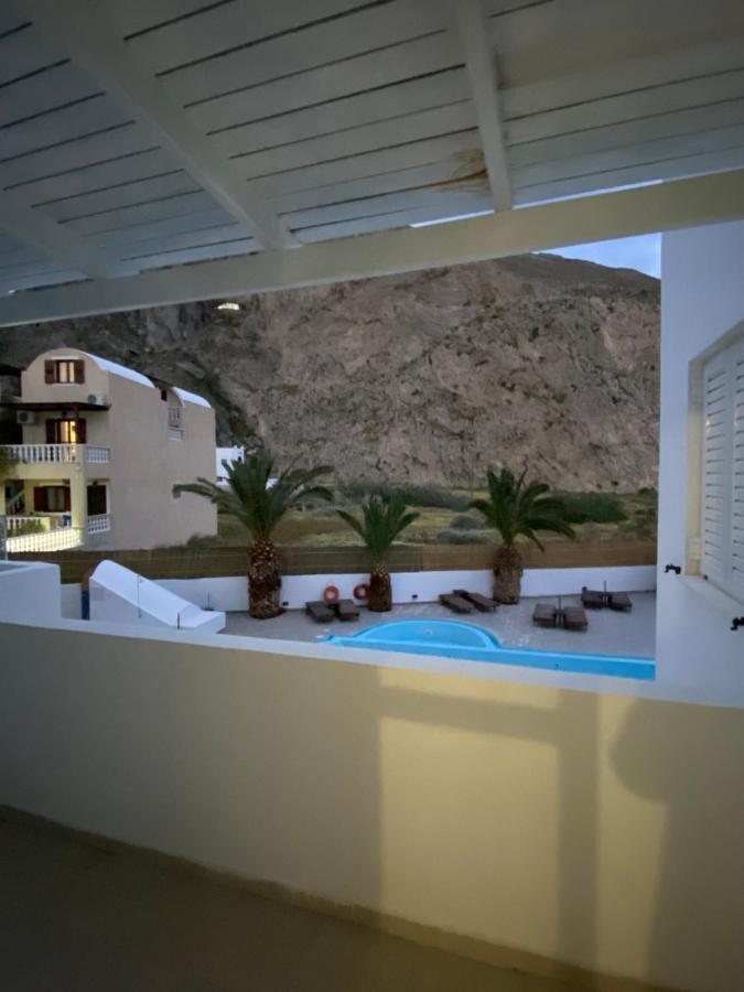 Letta * Perissa (Santorini)