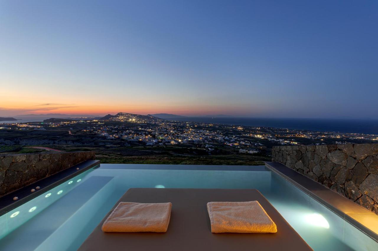 North Santorini - A Luxury *