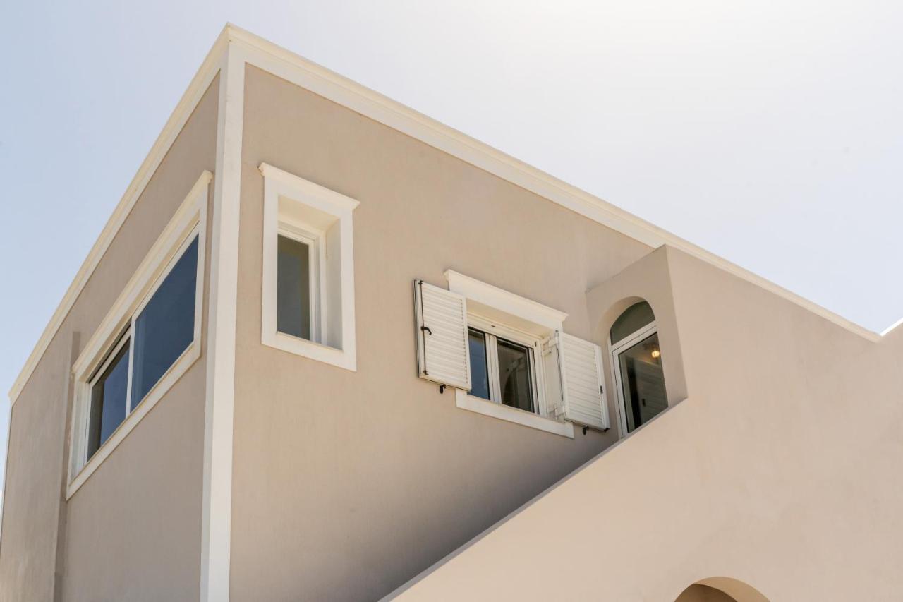 Amarie House With Sea View & Sunset View Holiday home *