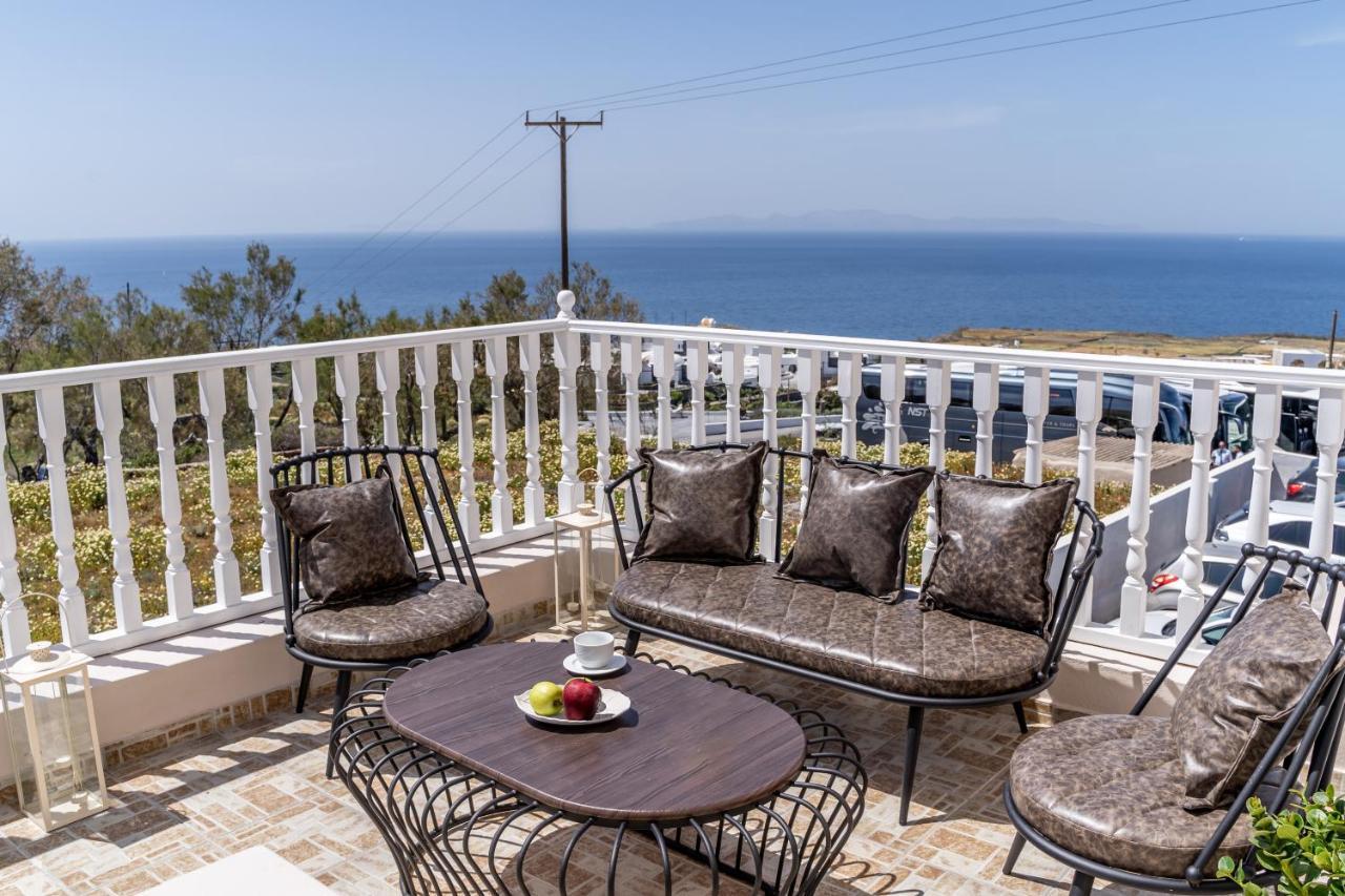 Amarie House With Sea View & Sunset View Holiday home Oia (Santorini)