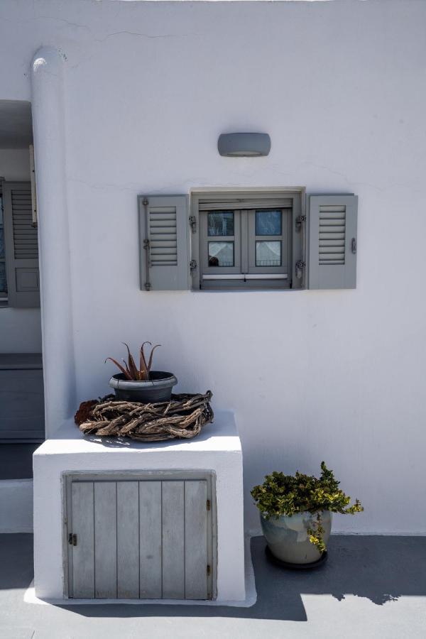 Casa Sigala Arch