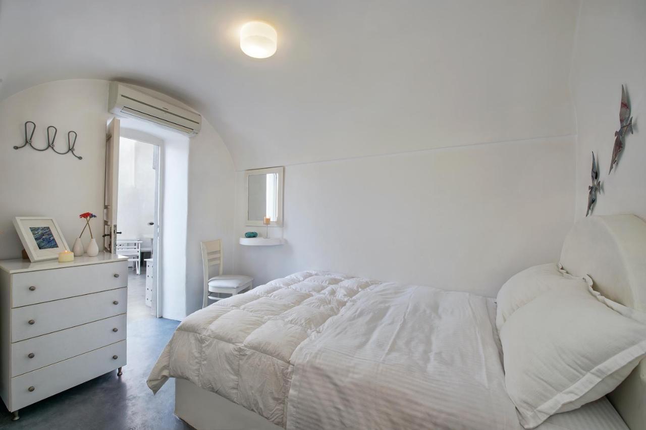 Villa 3-bed Sleeps 8 With Pool And Aircon *