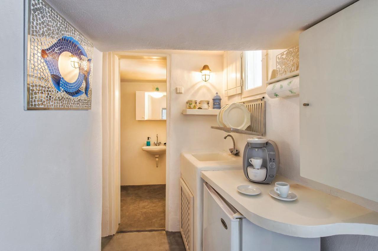 Villa 3-bed Sleeps 8 With Pool And Aircon