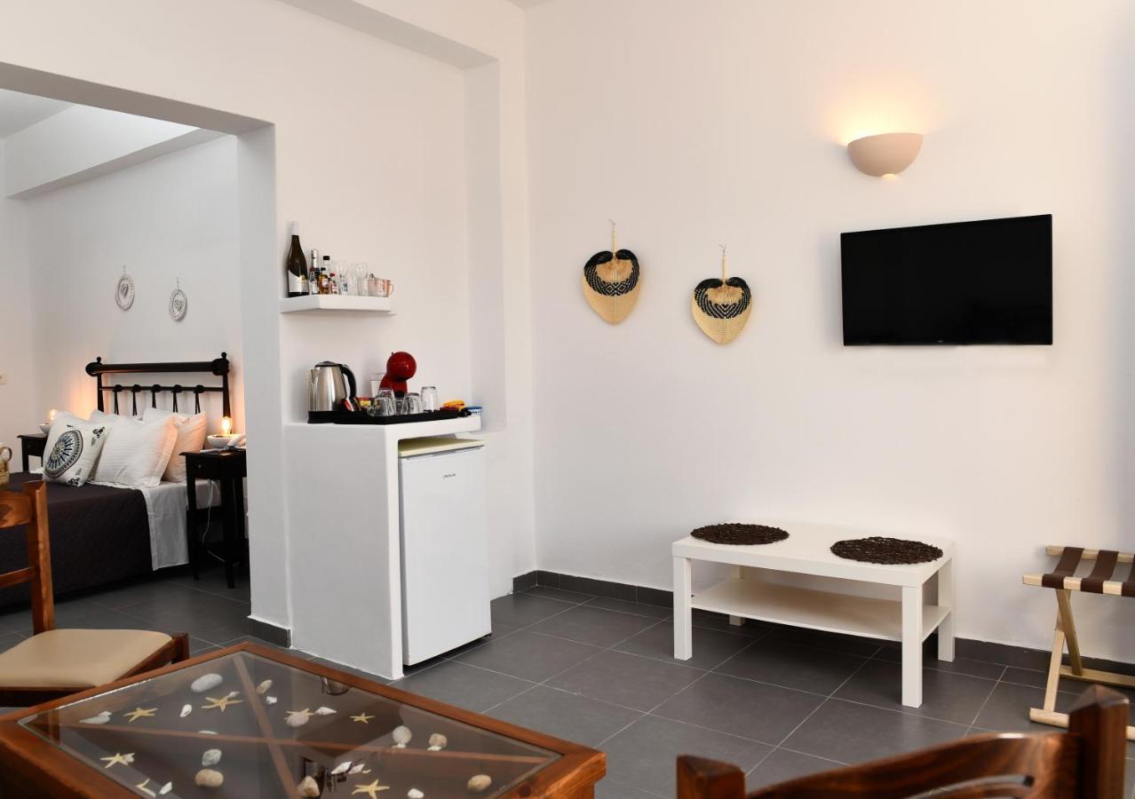 Mare Angelica Aparthotel Perivolos (Santorini)