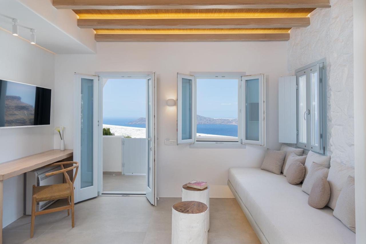 Airth Santorini Suites Firostefani
