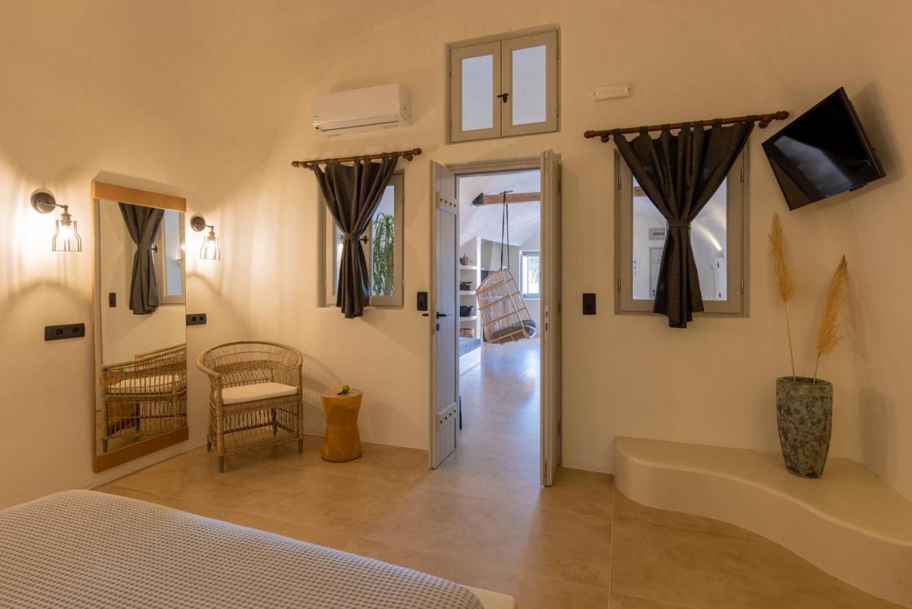 Sando Traditional Cave With Jacuzzi And Sea View Villa