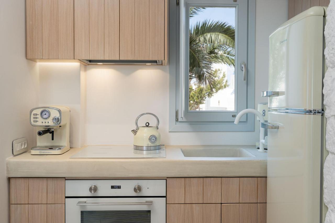 Airth Santorini Suites Firostefani