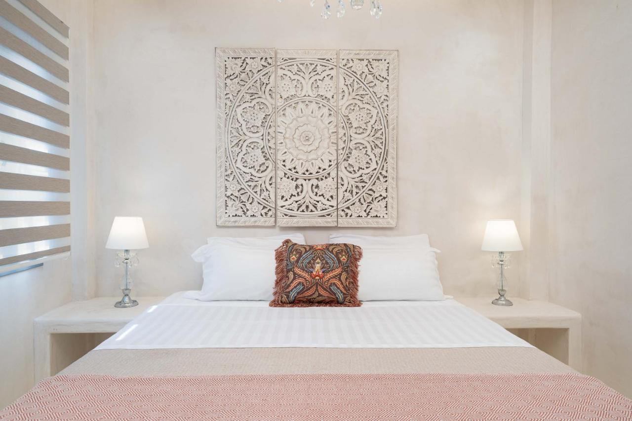 Aparthotel Thousand Stars Suites&rooms Kamari (Santorini)