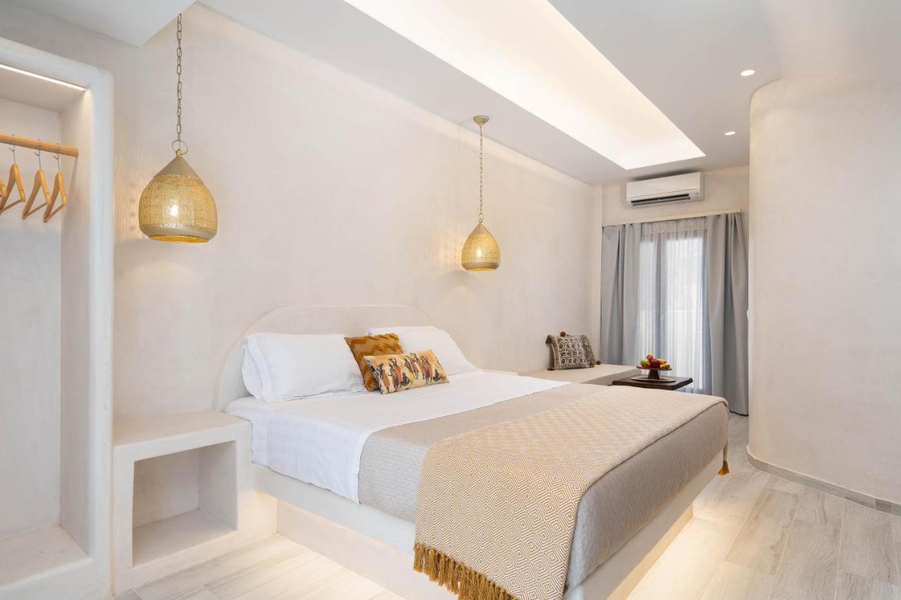 Thousand Stars Suites&rooms Aparthotel Kamari (Santorini)