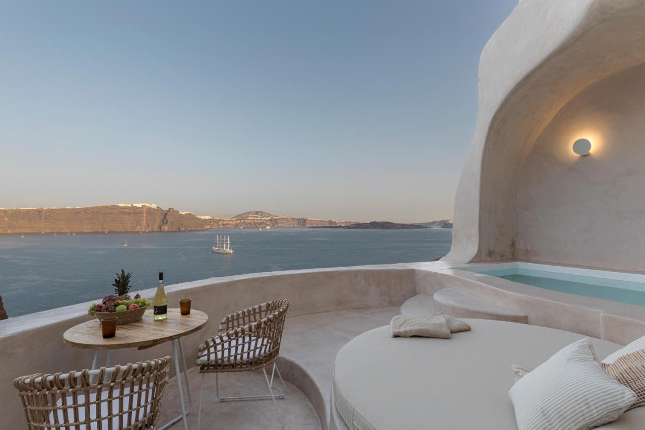 The Exotic Cave Villa Oia (Santorini)