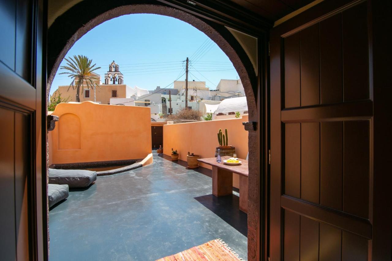 Villa Azalea Cave Oia (Santorini)