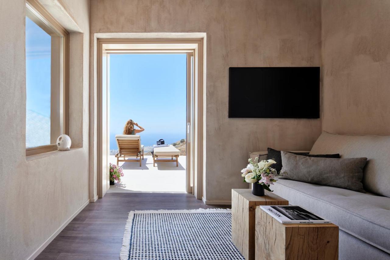 Villa Santorini Sky, The Retreat *