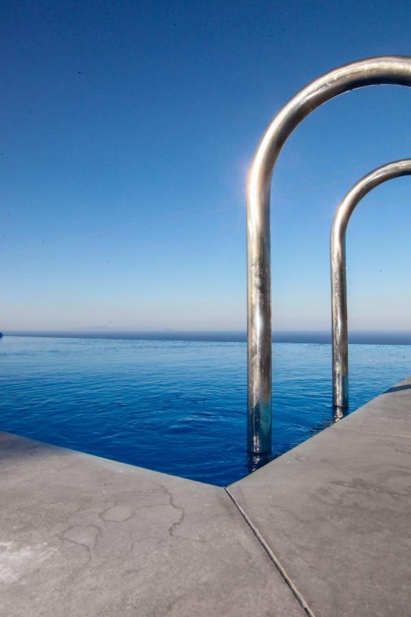 Apartment Luna Rossa Santorini