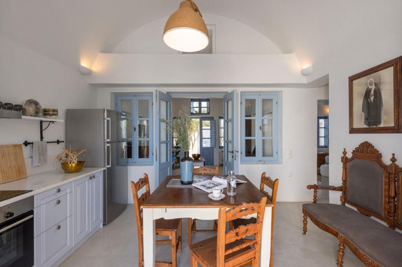 Spitia Santorini Collection