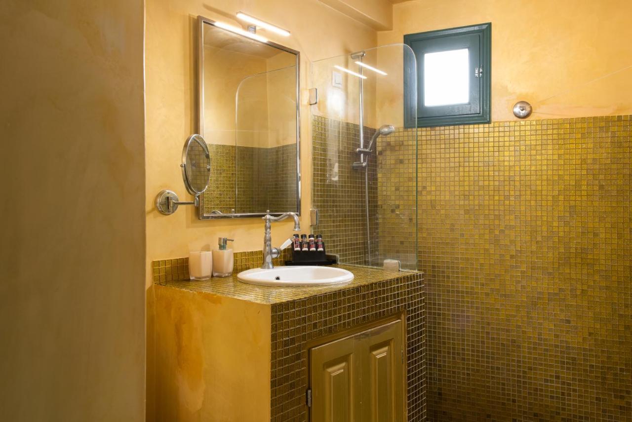 Hotel Avant Garde 4*