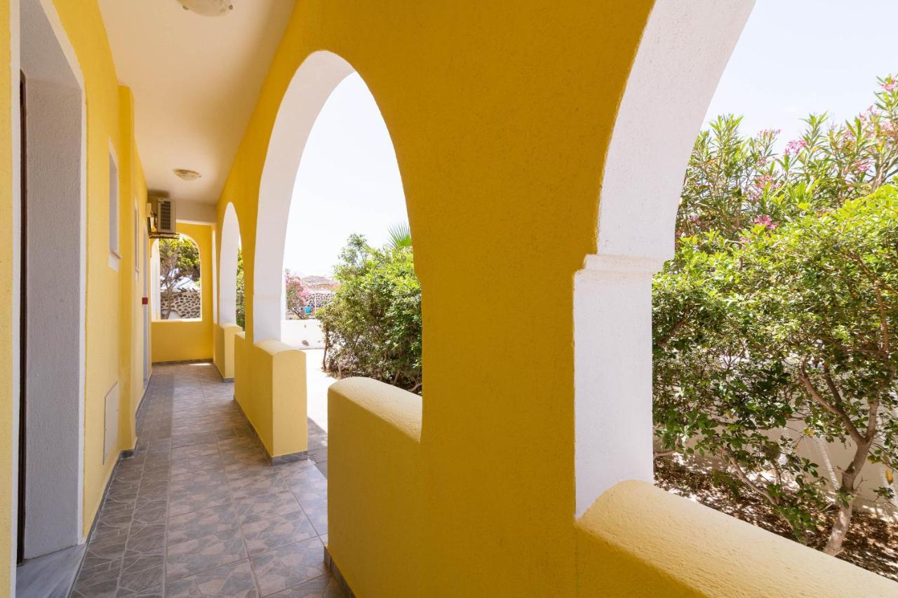 Mandilaria Guest house Perivolos (Santorini)