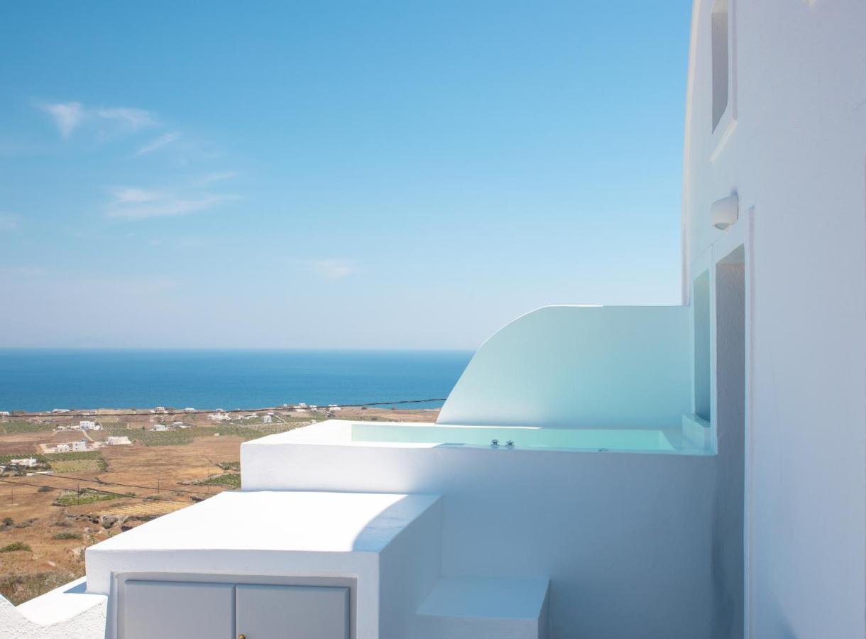 White Cave 3* Oia (Santorini)
