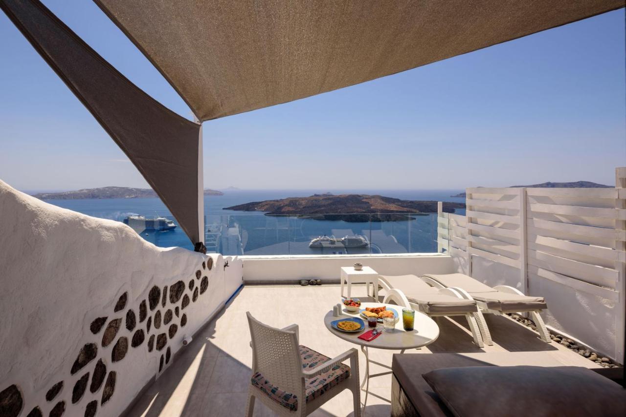 Deep Blue * Fira (Santorini)