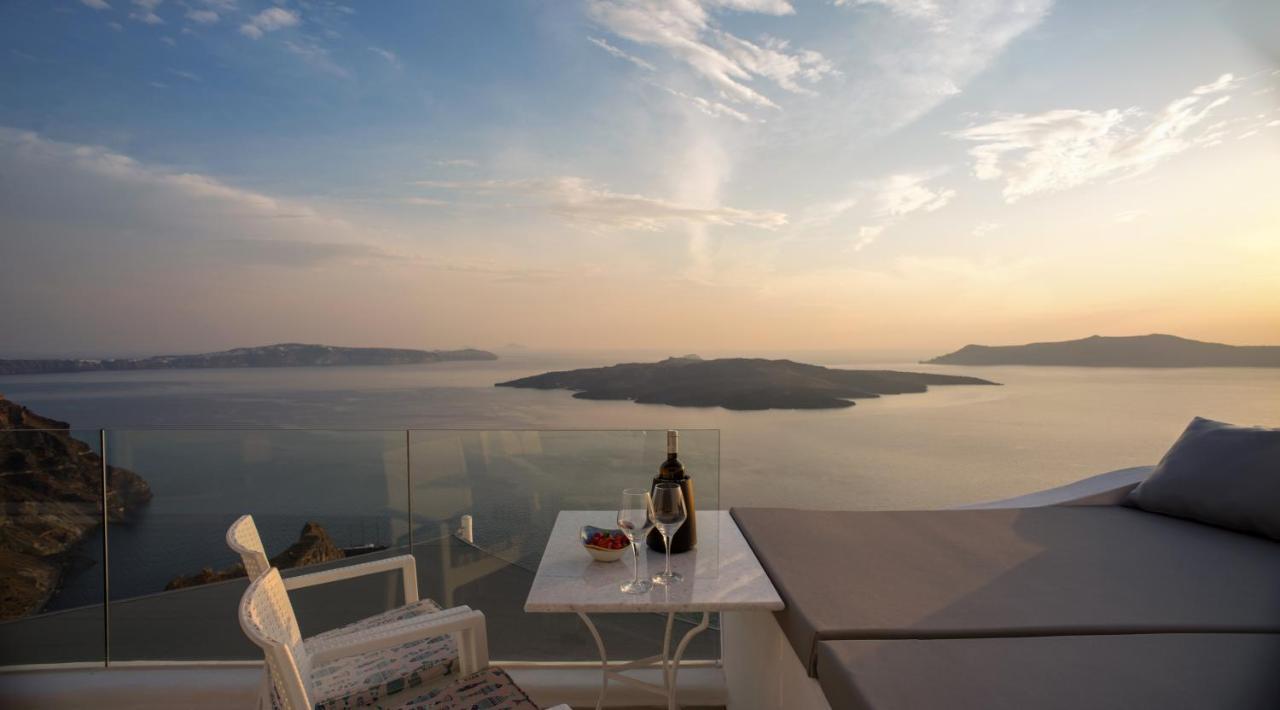 Deep Blue * Fira (Santorini)