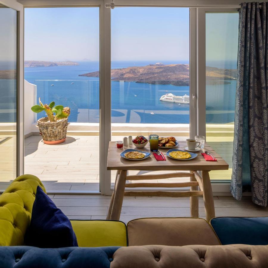 Villa Deep Blue Fira (Santorini)